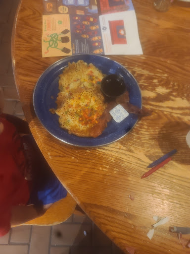 American Restaurant «Cracker Barrel Old Country Store», reviews and photos, 104 Travel Center Blvd, Dublin, GA 31021, USA