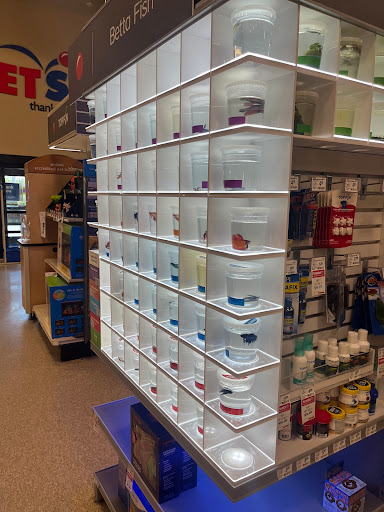 Pet Supply Store «PetSmart», reviews and photos, 17585 Southcenter Pkwy, Tukwila, WA 98188, USA