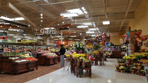 Grocery Store «Kroger», reviews and photos, 65 S Livernois Rd, Rochester Hills, MI 48307, USA