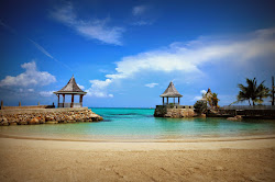 Foto von Sea Garden Beach mit viele kleine buchten