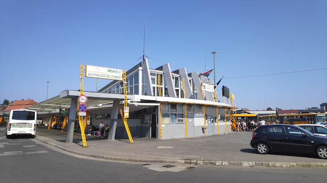 Autóbusz-állomás Miskolc - Utazási iroda