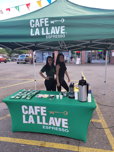 Supermarket «Fine Fare Supermarket», reviews and photos, 126 Clarke St, Brentwood, NY 11717, USA