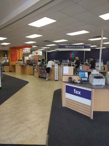 Print Shop «FedEx Office Print & Ship Center», reviews and photos, 4568 Belt Line Rd, Addison, TX 75001, USA