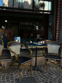Atmosphère du Restaurant français Café Le Beaulieu à Beaulieu-sur-Mer - n°14