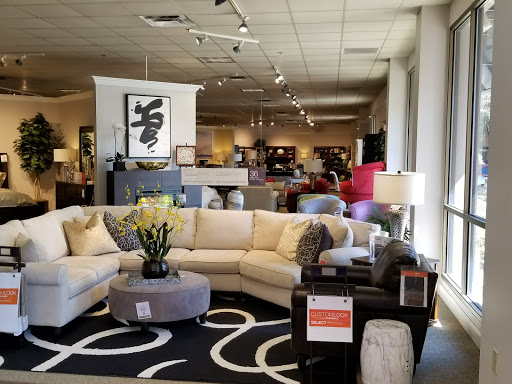 Furniture Store «Havertys Furniture», reviews and photos, 1906 W Brandon Blvd, Brandon, FL 33511, USA