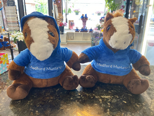 Florist «Lollipops & Roses Florist», reviews and photos, 450 Salem St, Medford, MA 02155, USA