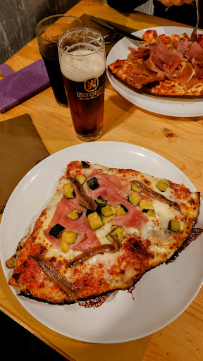 IL MAD Burger Pizza & Grill PESCHIERA BORRomaO in Peschiera BorRomao, Città Metropolitana di Milanoo
