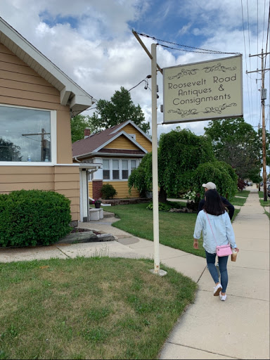 Antique Store «Roosevelt Road Antiques & Consignments», reviews and photos, 3720 Roosevelt Rd, Kenosha, WI 53142, USA