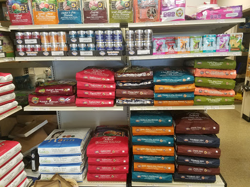 Pet Supply Store «Pet Town», reviews and photos, 1948 SE Lund Ave #101, Port Orchard, WA 98366, USA
