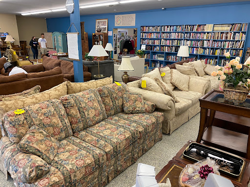 Thrift Store «Peninsula Rescue Mission Thrift Store», reviews and photos, 6200 Jefferson Ave, Newport News, VA 23605, USA