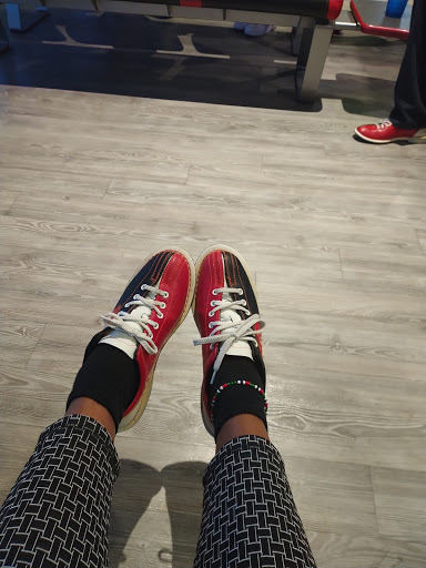 Bowling Alley «Boston Bowl», reviews and photos, 820 William T Morrissey Blvd, Dorchester, MA 02122, USA