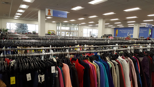 Thrift Store «Goodwill Store and Donation Center - Monona», reviews and photos, 2501 Royal Ave, Monona, WI 53713, USA