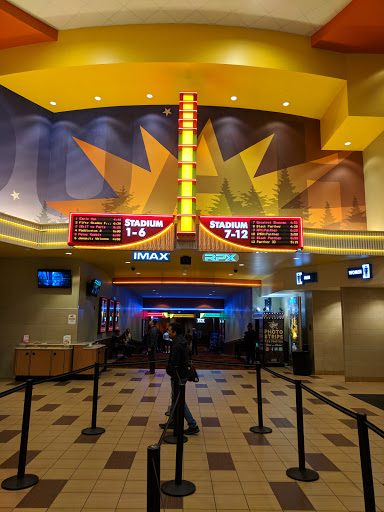 Shopping Mall «Grand Ridge Plaza», reviews and photos, 1451 Highlands Dr NE, Issaquah, WA 98029, USA