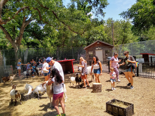 Zoo «Fritz Park Petting Farm», reviews and photos, 312 E Vilbig St, Irving, TX 75060, USA