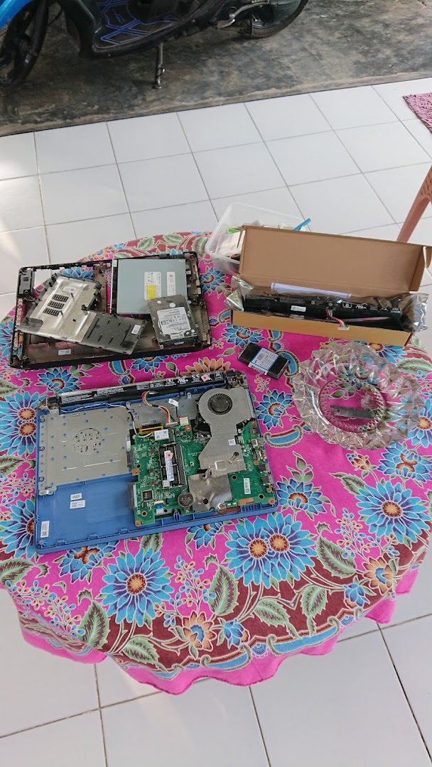 Gambar Rezza Flamingo Computer (service Laptop & Komputer)