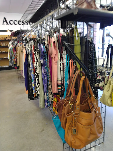 Thrift Store «The Salvation Army Family Store & Donation Center», reviews and photos