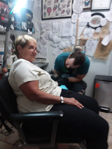Tattoo Shop «Copper Fox Tattoo Company», reviews and photos, 5463 W Irlo Bronson Memorial Hwy, Kissimmee, FL 34746, USA