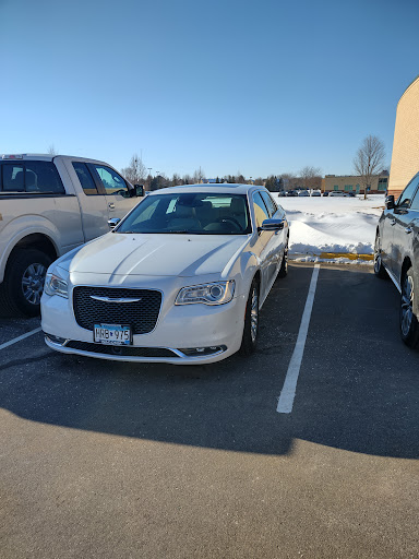 Car Dealer «Waconia Dodge Chrysler Jeep», reviews and photos, 905 Strong Dr, Waconia, MN 55387, USA