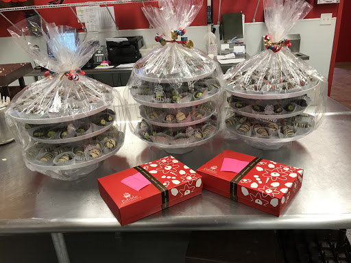 Gift Shop «Edible Arrangements», reviews and photos, 220 Pavilions Pl e, Brighton, CO 80601, USA