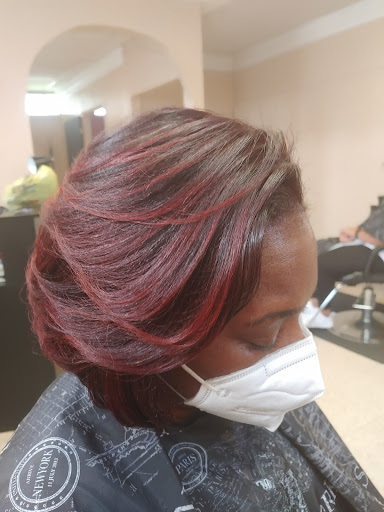 Hair Salon «Dominican Hair Salon», reviews and photos, 4409 N Tryon St G, Charlotte, NC 28213, USA