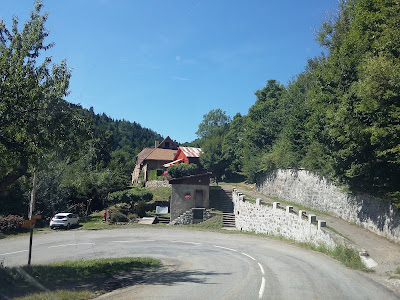 Village De St Julien à La Salette-Fallavaux