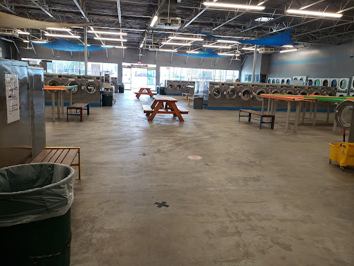 Laundromat «Amigo Laundry», reviews and photos, 3349 Country Club Dr W, Irving, TX 75038, USA