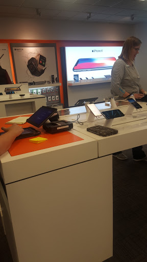 Cell Phone Store «AT&T», reviews and photos, 27112 167th Pl SE, Covington, WA 98042, USA