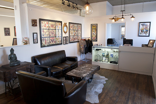 Tattoo Shop «Grinn & Barrett Tattoo and Piercing», reviews and photos, 3021 Leavenworth St, Omaha, NE 68105, USA