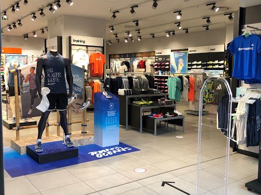 adidas Store Marseille, 3320 SPCS Marseille LTP