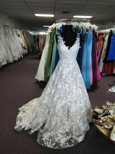 Bridal Shop «JC Bridal and Formals», reviews and photos, 1812 Pulaski Hwy, Edgewood, MD 21040, USA