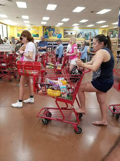 Shopping Mall «Acadian Village Shopping Center», reviews and photos, 3535 Perkins Rd, Baton Rouge, LA 70808, USA