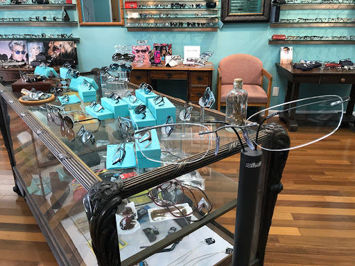Optician «Treasure Coast Opticians», reviews and photos, 715 17th St, Vero Beach, FL 32960, USA
