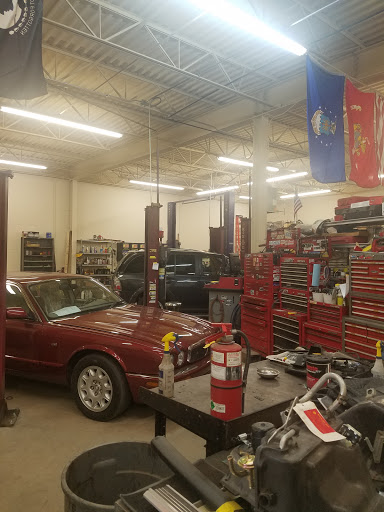 Auto Repair Shop «B & N Tire Service & Auto Repair», reviews and photos, 38000 Euclid Ave, Willoughby, OH 44094, USA