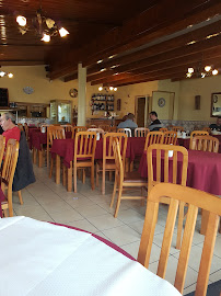 Atmosphère du Restaurant portugais Canto dans saudades à Champigny-sur-Marne - n°13