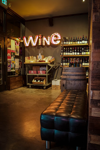 Wine Store «Division Wines», reviews and photos, 3564 SE Division St, Portland, OR 97202, USA