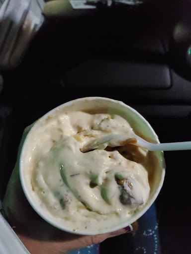 Ice Cream Shop «Cold Stone Creamery», reviews and photos, 3597 Washtenaw Ave, Ann Arbor, MI 48104, USA