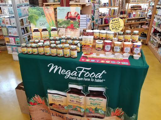 Grocery Store «Kimberton Whole Foods», reviews and photos, 150 E Pennsylvania Ave, Downingtown, PA 19335, USA