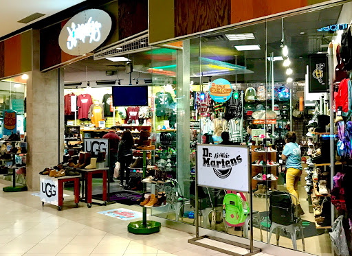 Journeys, 3700 Atlanta Hwy, Athens, GA 30606, USA, 