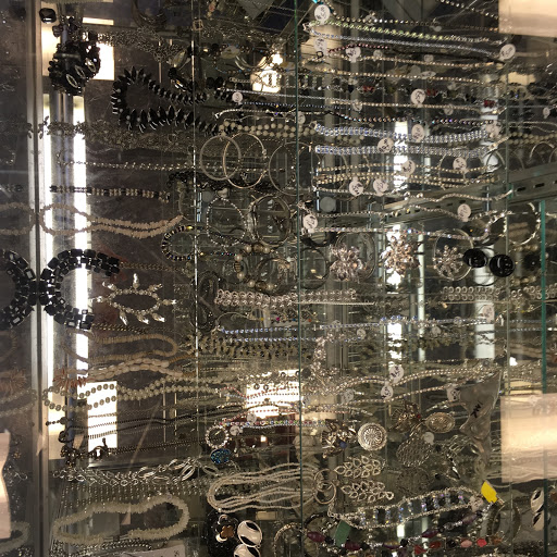 Thrift Store «Goodwill West Palm Beach/Gulfstream Super Store & Donation Center», reviews and photos