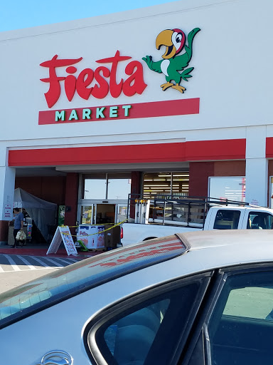Grocery Store «Fiesta Mart Inc», reviews and photos, 275 NE 28th St, Ft Worth, TX 76106, USA