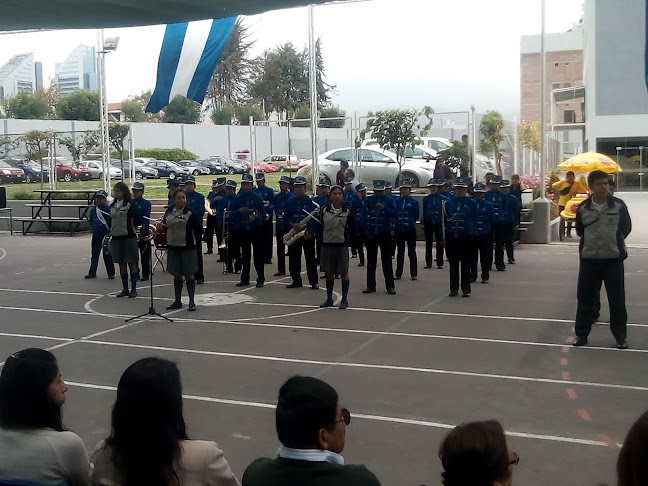 Colegio Calienes - Arequipa
