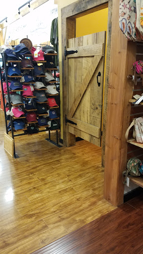 Outdoor Sports Store «Kitty Hawk Kites», reviews and photos, 324 Laskin Rd, Virginia Beach, VA 23451, USA