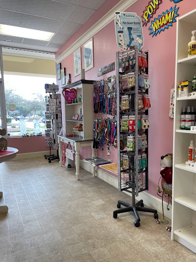 Pet Groomer «Furry Tails Pet Grooming», reviews and photos, 865 Cypress Pkwy, Poinciana, FL 34759, USA