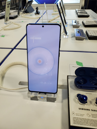 Electronics Store «Best Buy», reviews and photos, 2169 S Telegraph Rd, Bloomfield Hills, MI 48302, USA