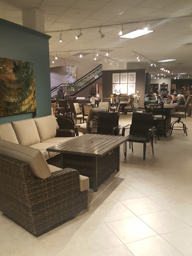 Furniture Store «Star Furniture», reviews and photos, 14051 I-35, Pflugerville, TX 78660, USA