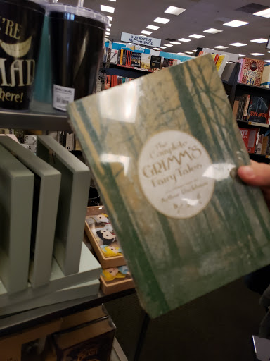 Book Store «Books-A-Million», reviews and photos, 3005 Clarendon Blvd, New Bern, NC 28562, USA