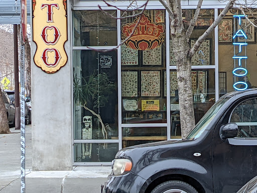Tattoo Shop «True Love Tattoos», reviews and photos, 2700 San Pablo Ave, Berkeley, CA 94702, USA