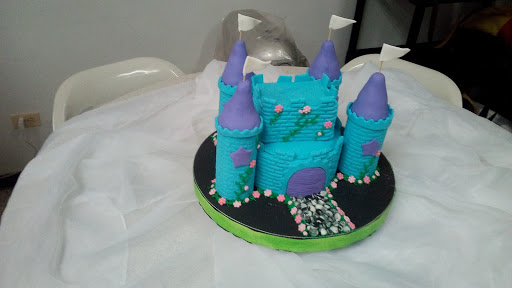 Fondant cakes Caracas