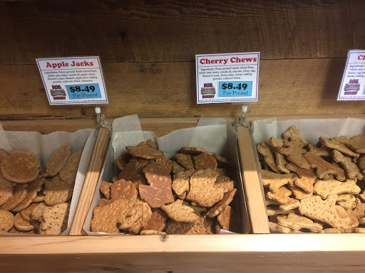Pet Supply Store «Pets Naturally», reviews and photos, 1420 W South Airport Rd, Traverse City, MI 49686, USA