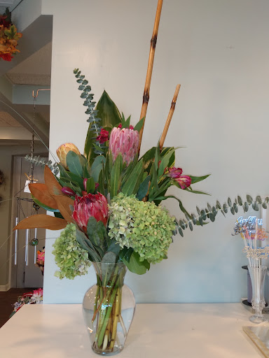 Florist «Millbury Towne Florist», reviews and photos, 4 S Main St, Millbury, MA 01527, USA